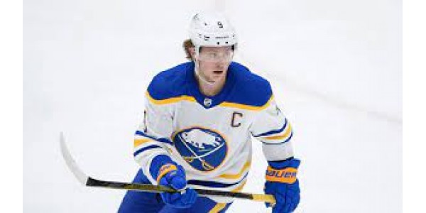 Jack Eichel återhämtar sig under en nackoperation